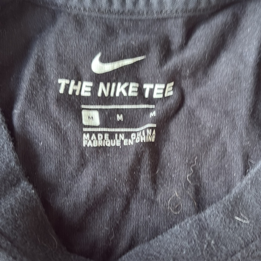 Nike Sportswear Shiba Inu T-shirt Size Medium - Picture 4 of 8